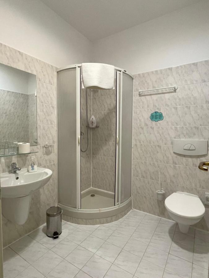 Bechneruv Statek Hotel Lány Екстериор снимка