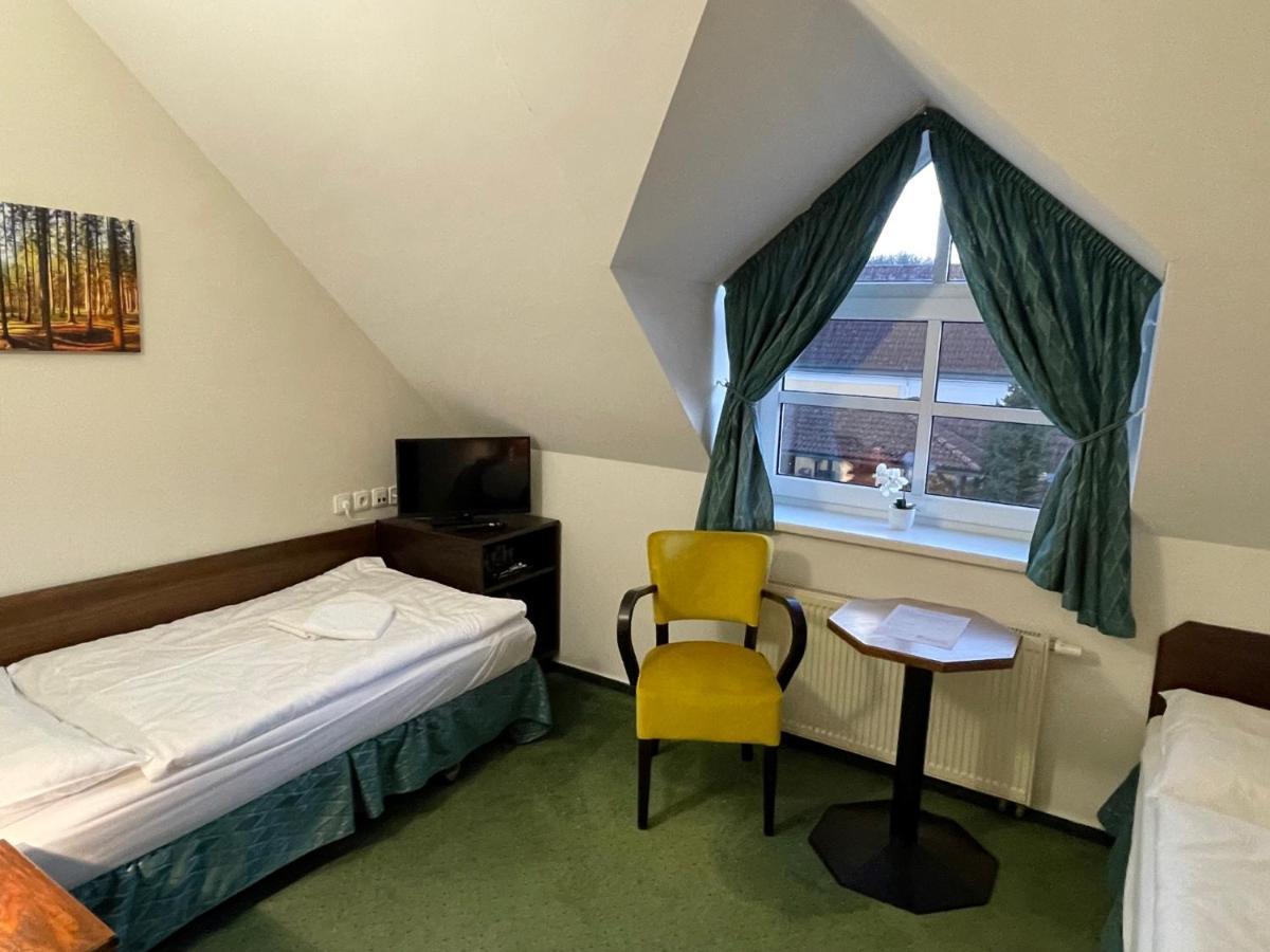 Bechneruv Statek Hotel Lány Екстериор снимка